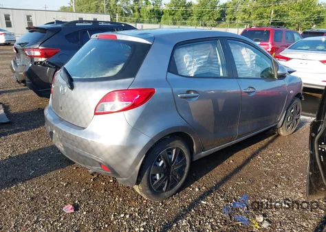 2013 Mazda Mazda2 Sport из США, поврежденный, VIN JM1DE1KZXD0168173
